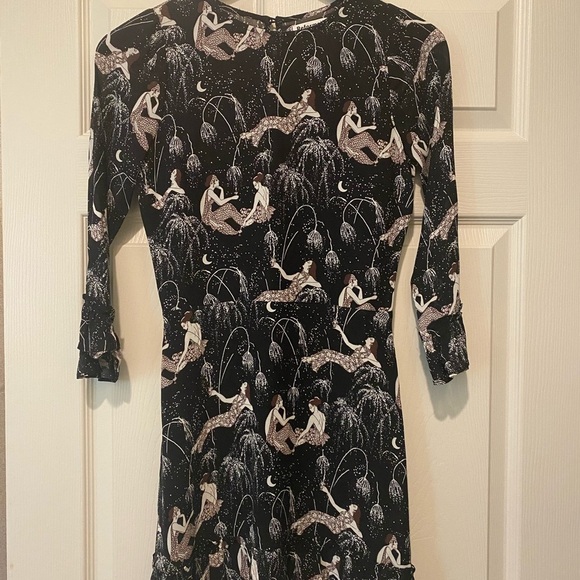 Reformation Doutez Dress in Champagne Wishes Size 0 - Picture 5 of 10